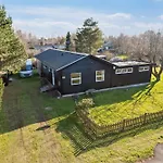 펜션 Cozy Only 500 M From The Sea *