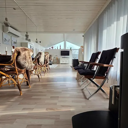 Cozy Only 500 M From The Sea