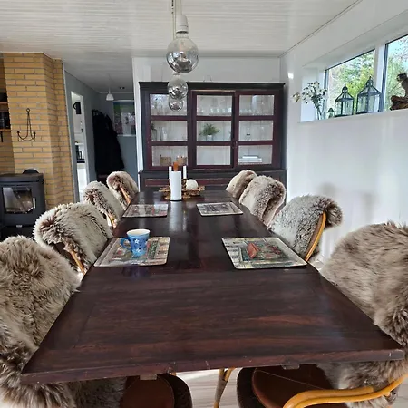 Cozy Only 500 M From The Sea 別荘 *